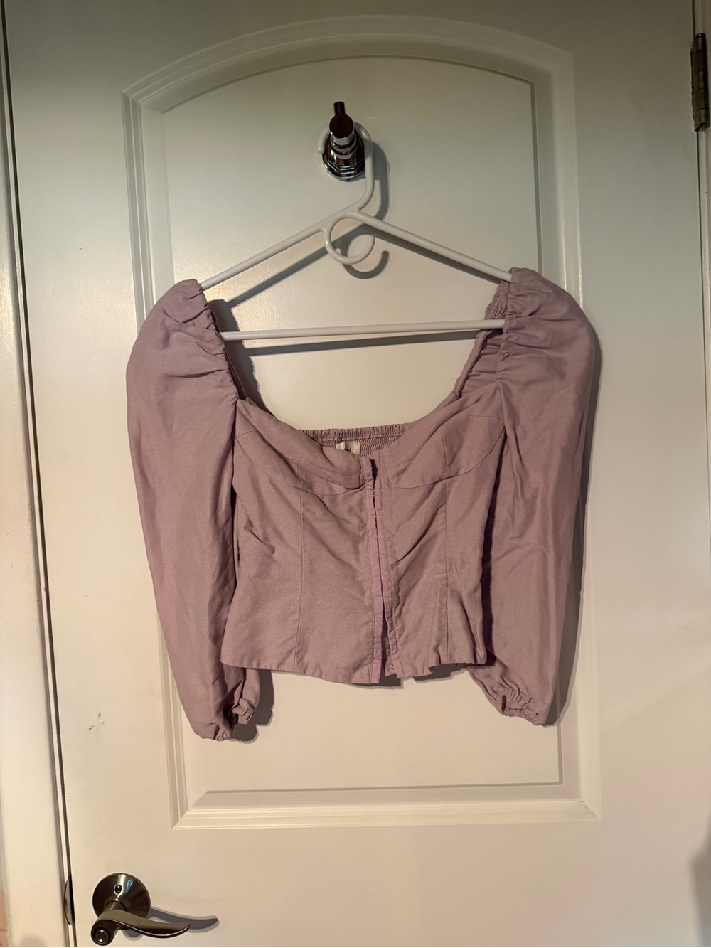 Aritzia Wilfred Women’s Puff Sleeve Peasant Top in Lavender Pink